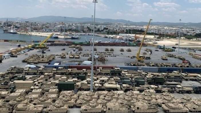 Yunanistan sınırı cephaneliğe döndü: ABD, Dedeağaç'a çok sayıda askeri araç ve helikopter yığdı