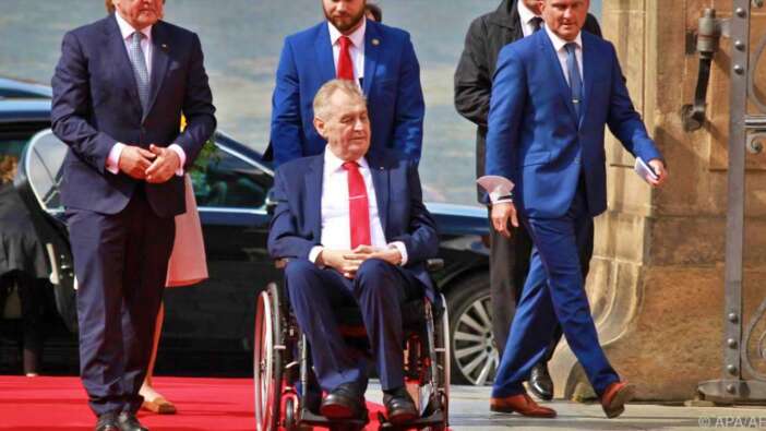Çekya Devlet Başkanı hastaneden taburcu edildi