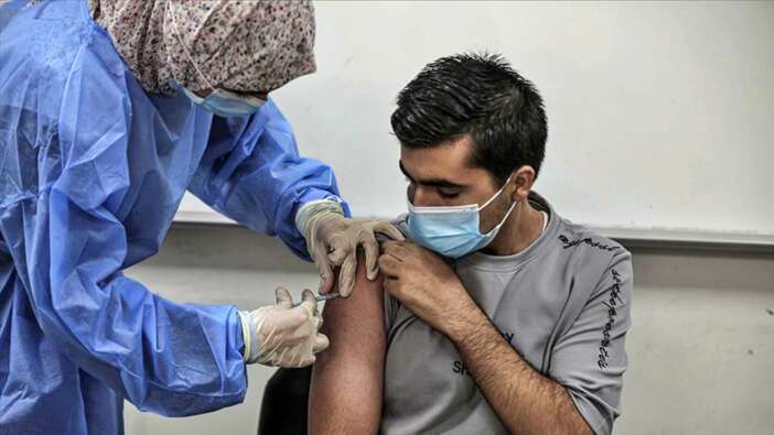 Gazze'den çıkmak için Covid-19 aşısı şartı getirildi