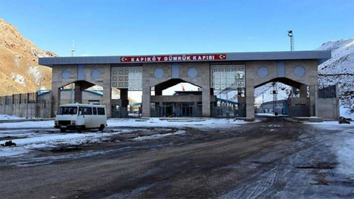 Komşuda Omicron alarmı! Kara sınırlarını kapattı