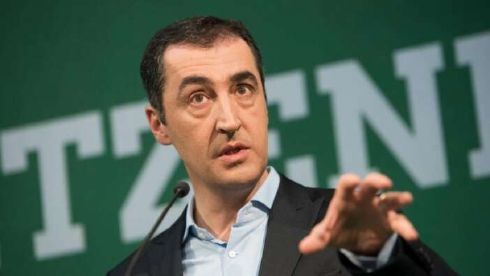 Türkiye düşmanı Cem Özdemir, ucuz gıdaya savaş açtı!