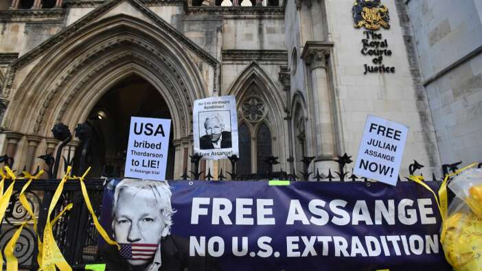 ABD'nin casuslukla suçladığı Assange'a Meksika'dan sığınma teklifi!
