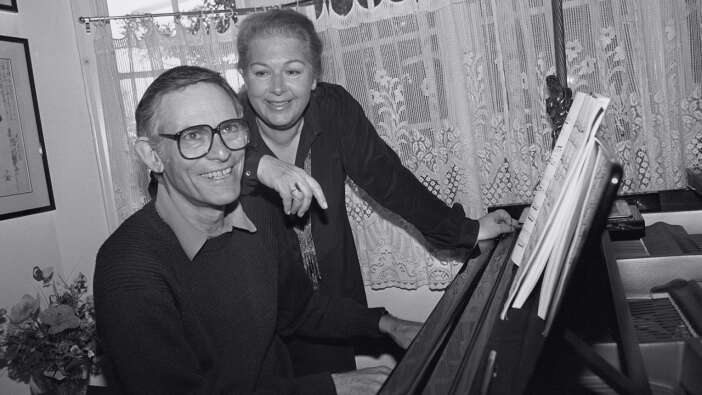 Oscar ödüllü söz yazarı Marilyn Bergman hayatını kaybetti