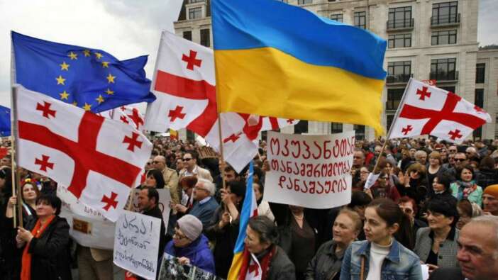 Batı'nın Rus sınırındaki diğer ülkesi Gürcistan'dan Ukrayna'ya destek!