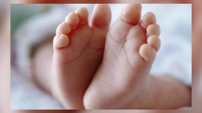 Tuvalete bırakılmıştı! 60 yıl sonra Facebook'tan ailesini buldu