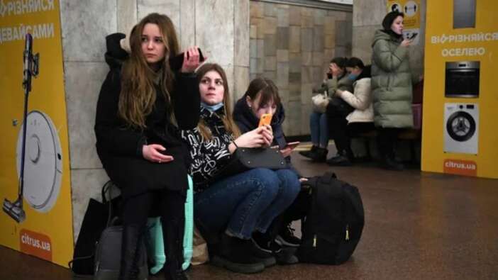 Ukrayna'da büyük panik!  Halk metro istasyonları ve sığınaklara akın etti