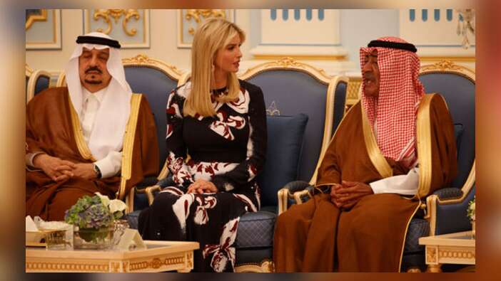 Suudi işadamı video ile Trump'tan kızı Ivanka'yı istedi... İşte o video...