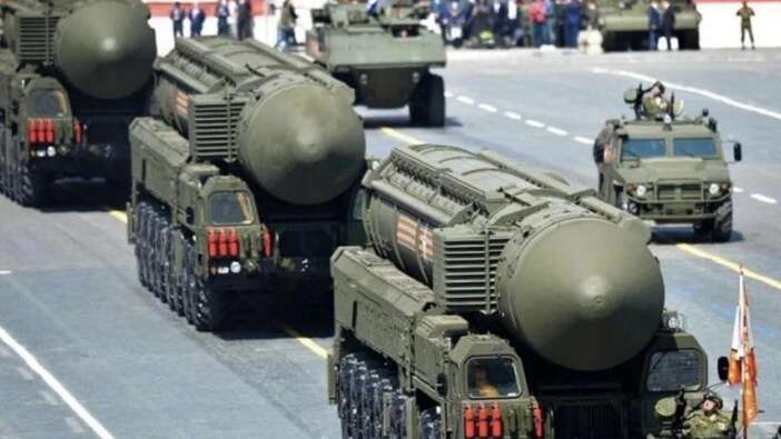 Putin'in nükleer silah hamlesi sonrası büyük panik: Çok sayıda kişi eczanelere koştu