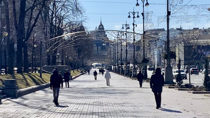 Kiev’de yaya olarak sokağa çıkmak yasaklandı! Dışarıdakiler 'sabotajcı' sayılacak
