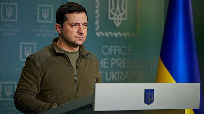 Zelenskiy, Ukrayna'nın Avrupa Birliği'ne resmi başvurusunu imzaladı