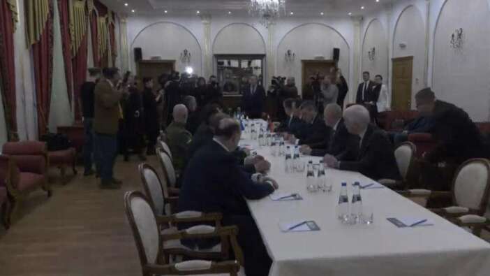 Rusya ve Ukrayna müzakerelere başladı: İlk görüntüler geldi