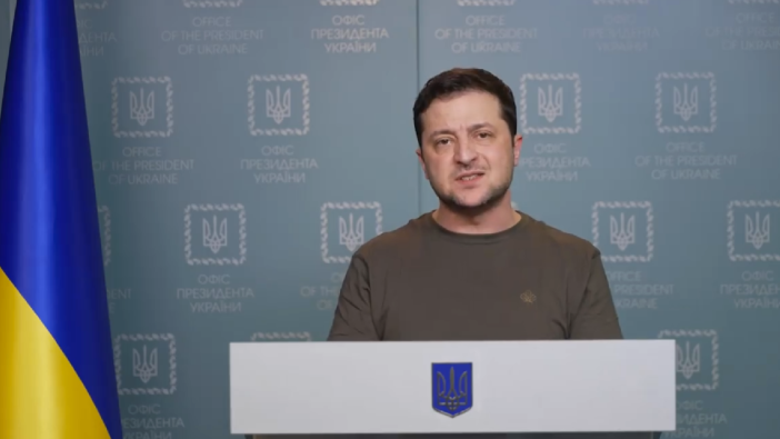 Zelenskiy: Rus kuvvetleri Harkov’a acımasızca saldırdılar, açıkça savaş suçudur