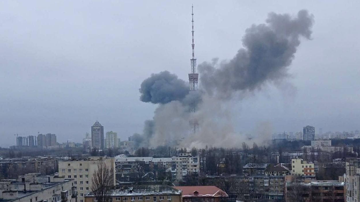 Rusya, Kiev'de televizyon verici kulesini vurdu: 5 ölü, 5 yaralı