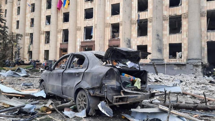 Rusya, bugün Ukrayna’ya 400’den fazla füze fırlattı ama hava üstünlüğünü sağlayamadı