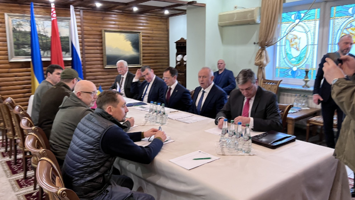 Rusya-Ukrayna arasında 2. müzakere: İnsani koridorda uzlaşıldı