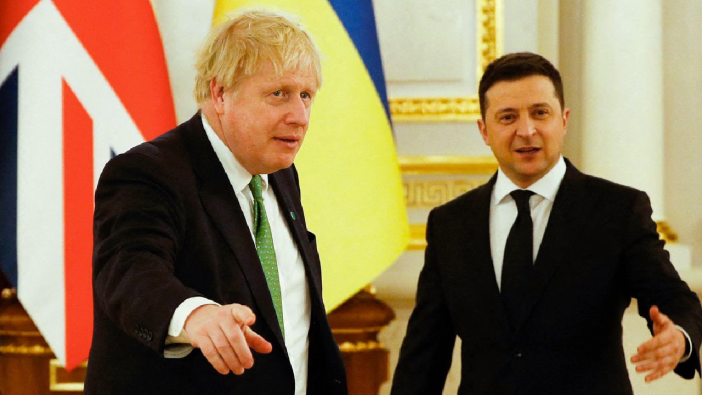 İngiltere Başbakanı Johnson, Zelenskiy ile telefonda görüştü