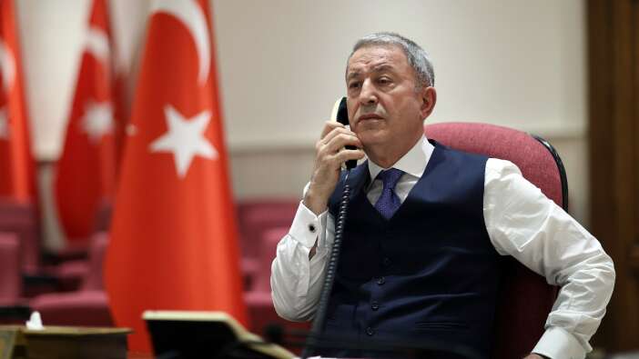 Bakan Akar'dan Ukraynalı bakanlarla tahıl görüşmesi