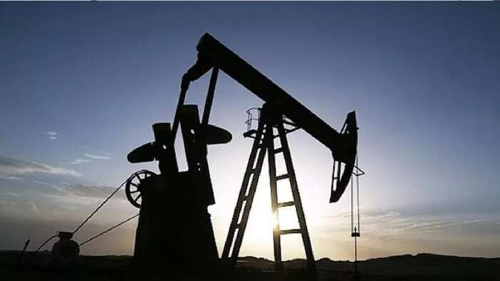 ABD'den sonra İngiltere'den de Rus petrolüne ambargo kararı!