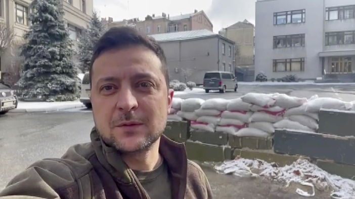 Zelenskiy: Hava sahasını hemen kapatın! Cinayetleri durdurun