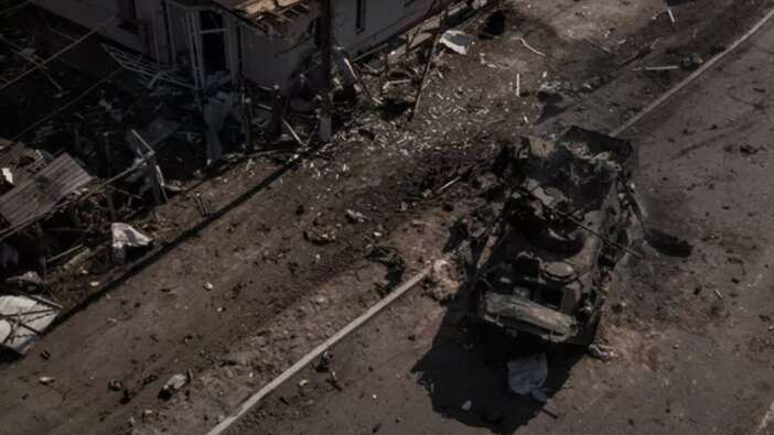 Uluslararası ajanslar 'acil' koduyla duyurdu: Rusya o kentleri ilk kez bombaladı