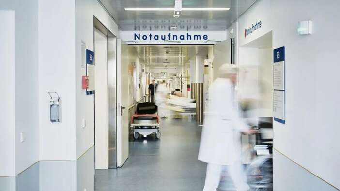 Avrupa'daki Rusya nefreti ırkçılık boyutuna ulaştı: Klinikte Rus hastaları kabul etmiyorlar
