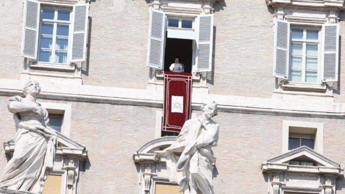 Papa Franciscus'tan Ukrayna'daki savaş için çağrı: Bu katliamı durdurun