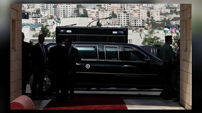 Trump'ın 'canavarı' sarayın kapısına sığmadı