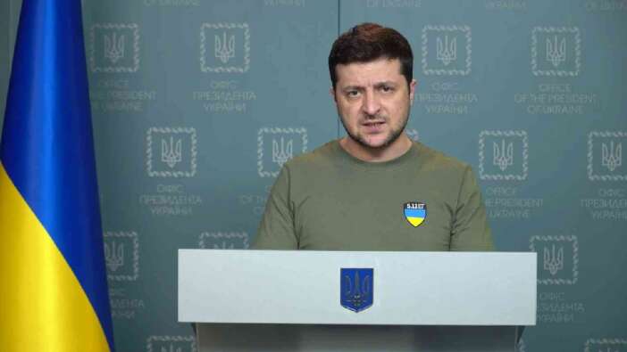 Ukrayna Devlet Başkanı Zelenskiy: Rusya fosfor bombası kullandı