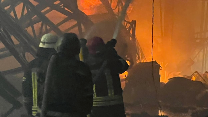 Rusya, Kiev bölgesinde bir depoyu füzeyle vurdu