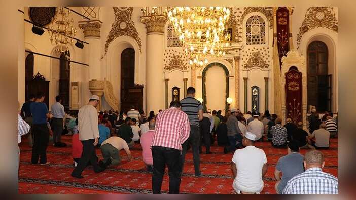 Mısır'da Teravih'e hoparlör yasağı
