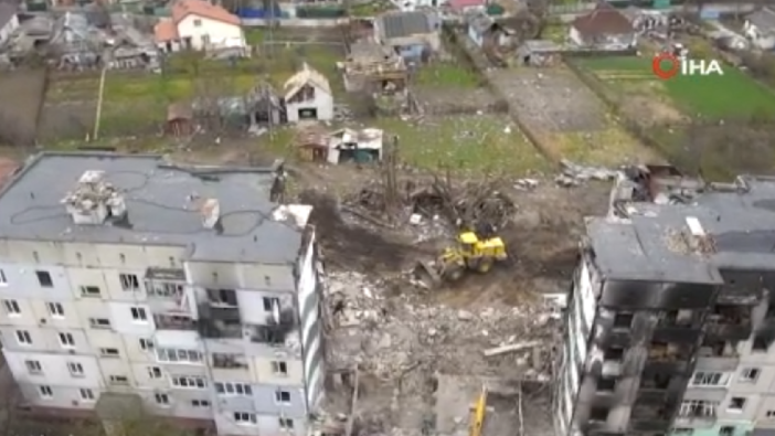 Rus ordusundan temizlenen Borodyanka’da arama-kurtarma çalışmaları sürüyor