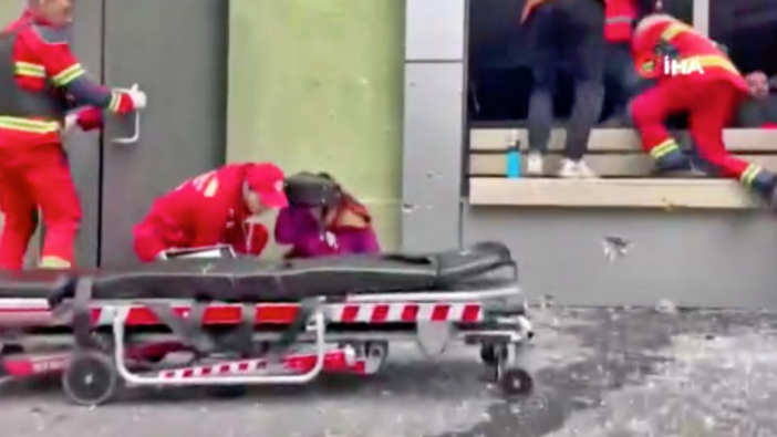Ukraynalı ilkyardım ekipleri çatışmanın ortasında kaldı!