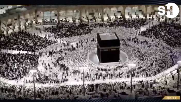 Kabe'de milyonlarca Müslümanın bayram namazı coşkusu