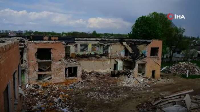 Rus ordusunun hedef aldığı okulun enkazı görüntülendi