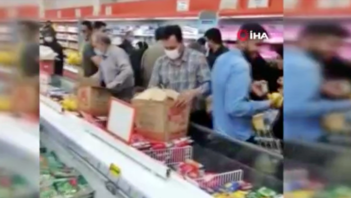İran'da akılalmaz gıda zamları öncesi marketlerde izdiham çıktı!
