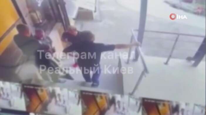 Ukraynalı askerin skandal görüntüleri ortaya çıktı: Oyun oynayan çocuklara ateş açtı