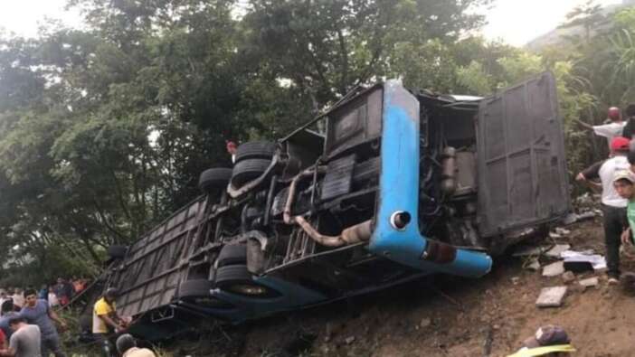 Meksika'da feci kaza! Otobüs devrildi, çok sayıda ölü ve yaralı var