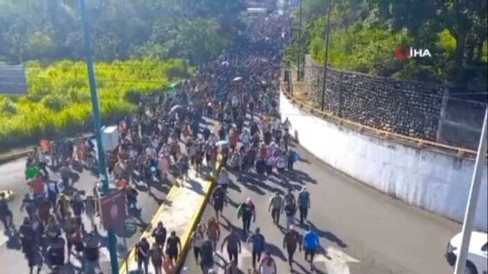4 bin kişilik göçmen kafilesi yola çıktı, akın akın ABD'ye gidiyorlar