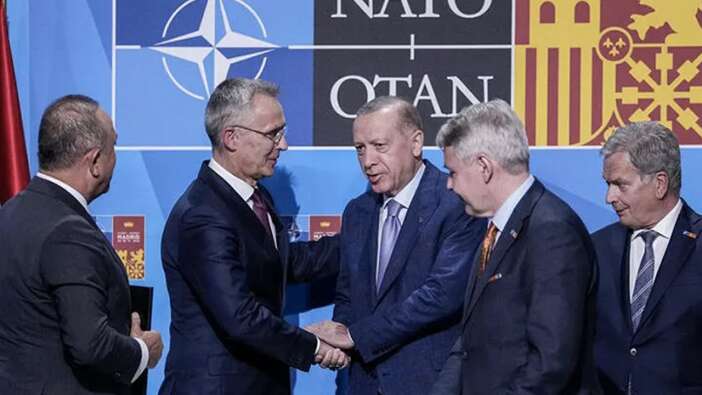 Türkiye'nin istediğini aldığı Madrid zirvesi dünya basınında: "Erdoğan'ın zaferi" olarak yorumlandı