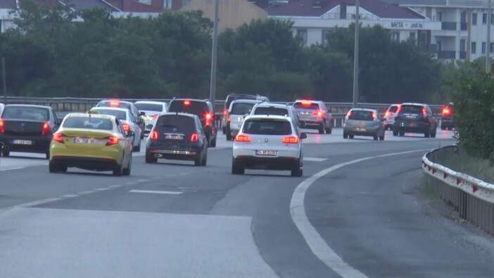 Yola çıkacak olanlar dikkat! İstanbul'da bayram trafiği başladı