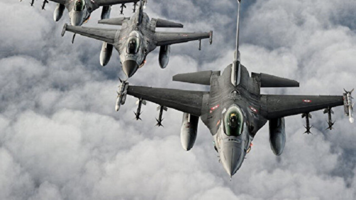 ABD'li kongre üyesi Türkiye'ye F-16 satışına ilişkin tasarısını geri çekti
