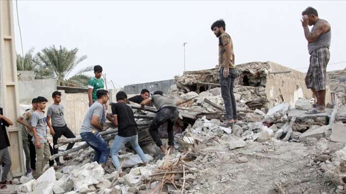 İran’da 5.8 ve 5.7 büyüklüğünde 2 deprem meydana geldi