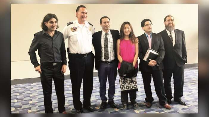 O teröristlerle hatıra fotoğrafı..!  PKK-ABD ortaklığı  Washington'da