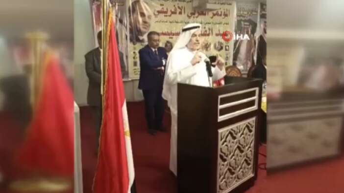 Suudi işadamı, Mısır Cumhurbaşkanı Sisi’yi överken kalp krizi geçirdi