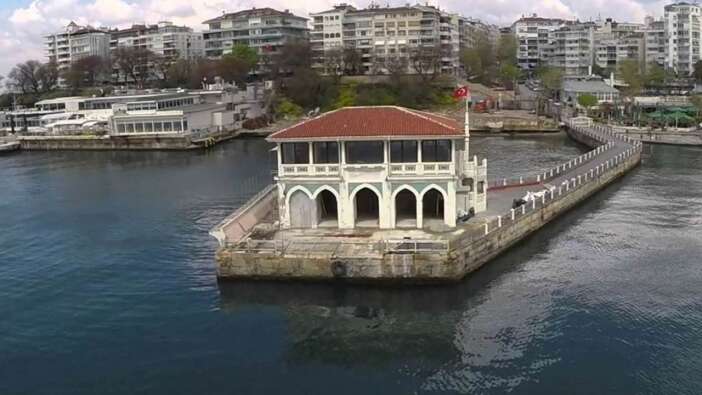 Tarihi Moda İskelesi'nde yeni dönem! Deniz manzaralı kütüphaneye dönüştü
