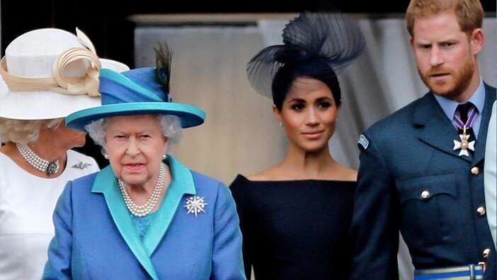 İngiltere Kraliçesi 2. Elizabeth tıbbi müşahade altında: Prens Harry ve Meghan Markle İskoçya'ya gidiyor