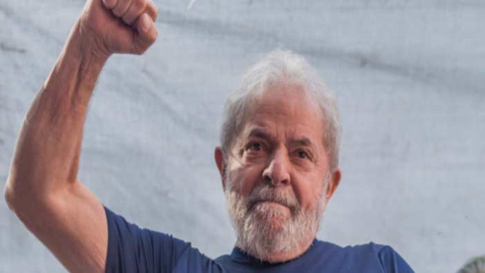 Brezilya'da seçimi solcu lider Lula da Silva kazandı
