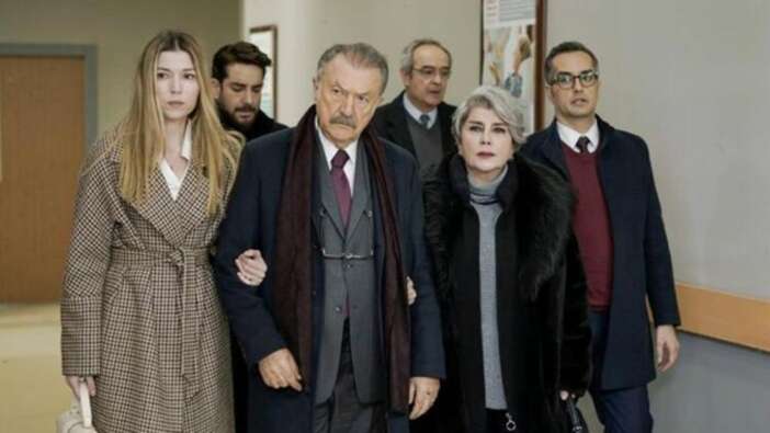 Camdaki Kız'dan Giden Gidene... Bir Başrol Daha Veda Etti