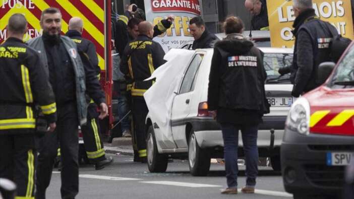 Paris’te bir Fransız rastgele ateş açtı: 3 ölüm, 3 yaralı