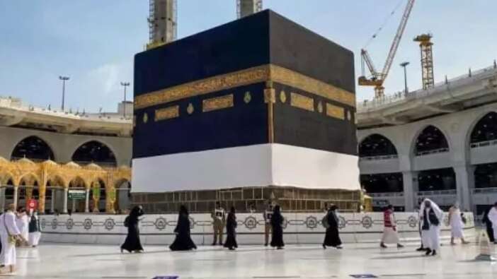 Suudi Arabistan'dan kadınlar için hac kararı